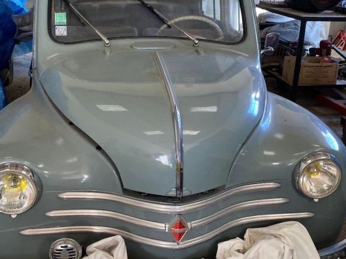 Renault 4 CV R1062 de 1957