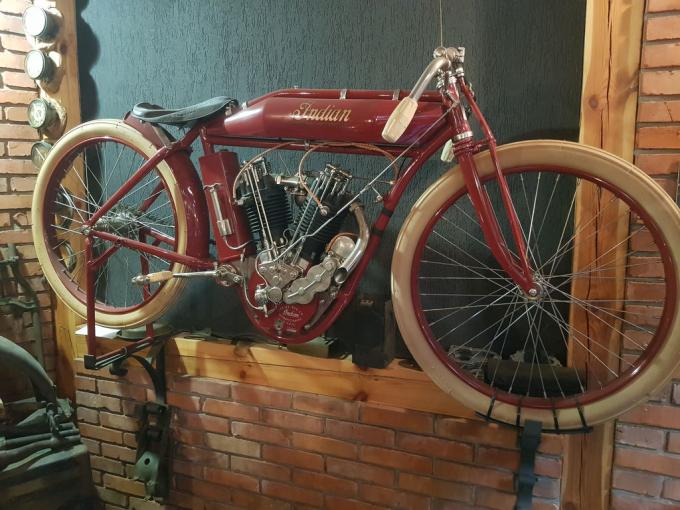 Moto Indian Chief 8 racer de 1915