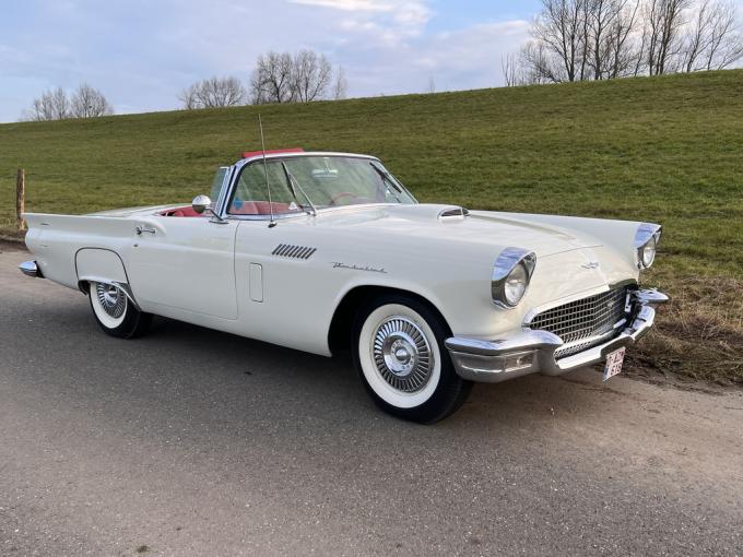 Ford Thunderbird Convertible de 1957