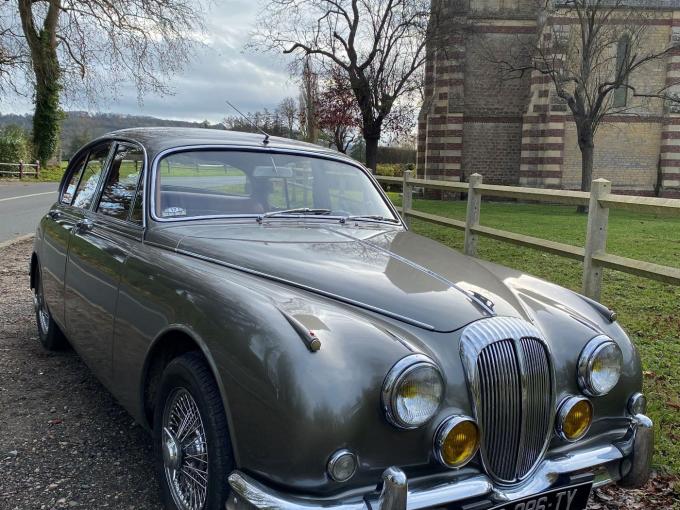 Jaguar MK 2 Daimler V8 250 de 1965