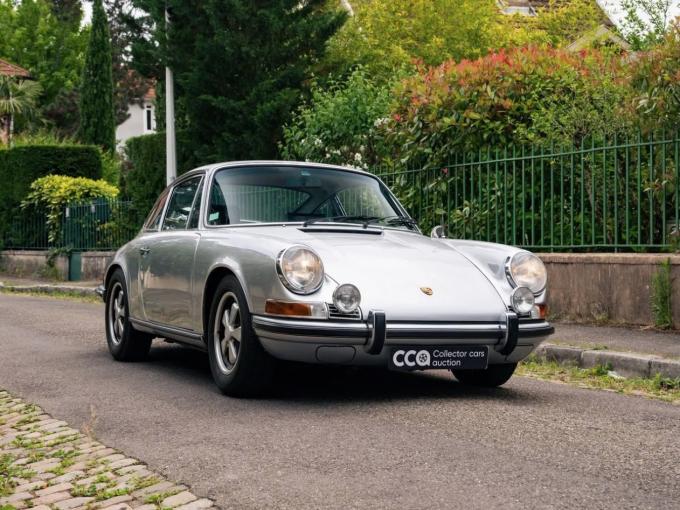 Porsche 911 2.2L E coupé de 1971