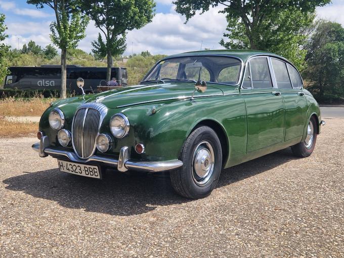 Daimler 250 V8 Saloon de 1968