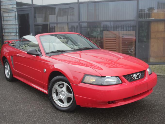 Ford Mustang V6 Cabriolet de 2005