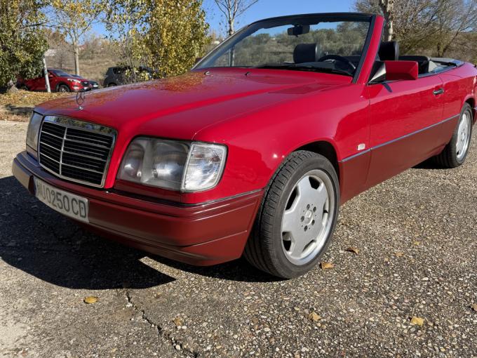 Mercedes-Benz E class 220 Cabriolet de 1994