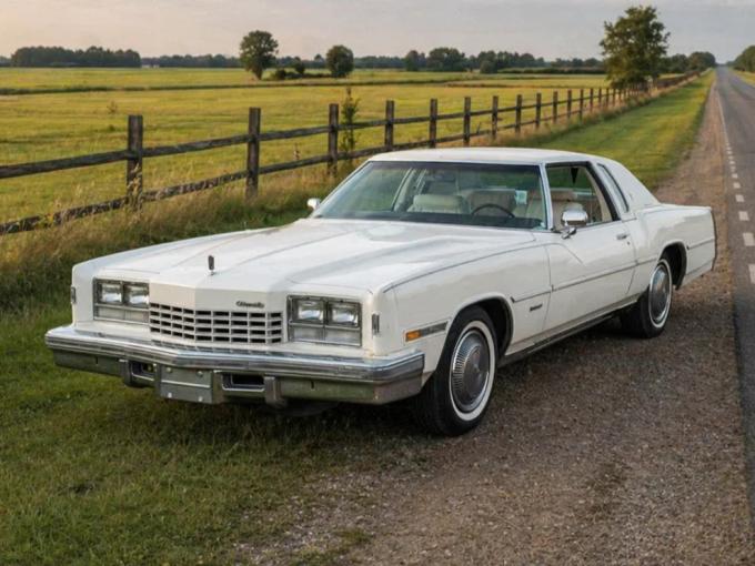 Oldsmobile Toronado V8 Coupé de 1977