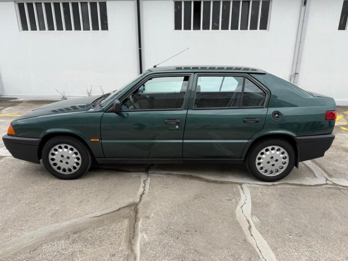 Alfa Roméo 33 1.5 Berline de 1990