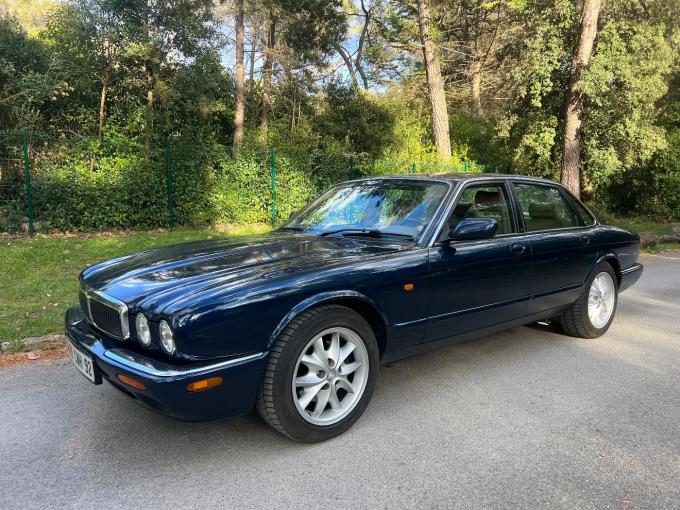 Jaguar Série - XJ 3.2 v8 sovereign de 1999