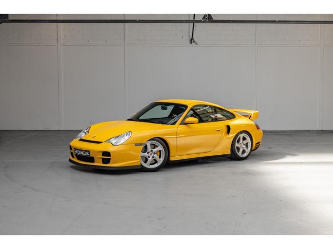 Porsche 996 GT2 *PORSCHE EXCLUSIVE / PREMI&Egrave;RE PEINTURE* de 2001
