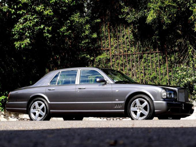 Bentley Arnage T 24  Le Mans Mulliner de 2005