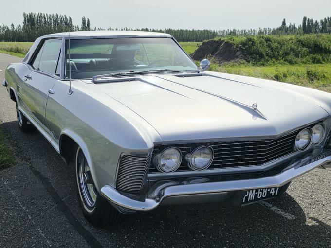 Buick Riviera V8 6.2 L de 1963