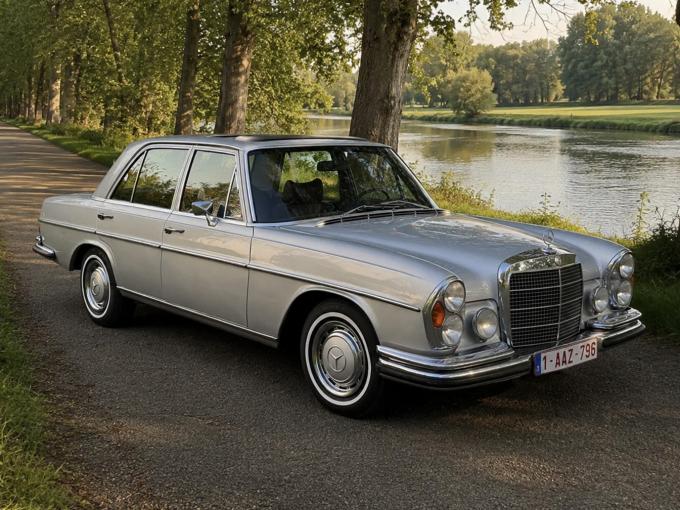Mercedes-Benz SE 280 3.5 Berline de 1971