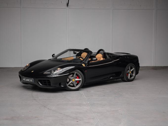 Ferrari 360 Modena Spider *Nero Daytona / Tan* de 2004