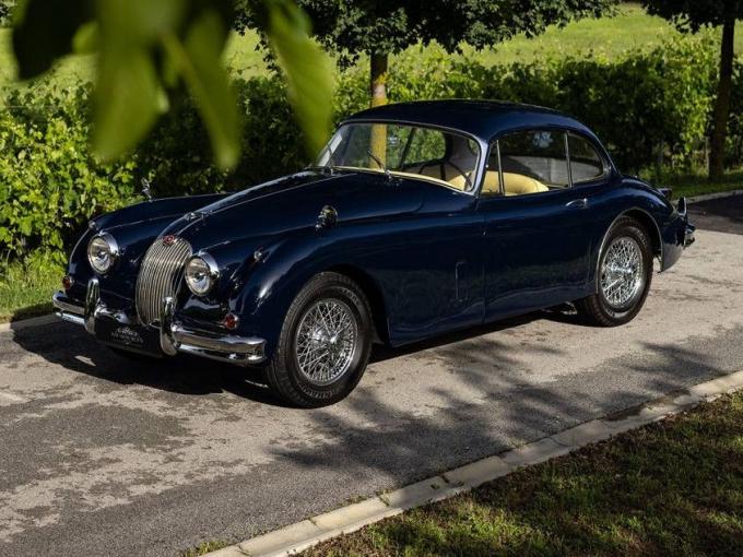 Jaguar Série - XK 150 Coupé de 1957