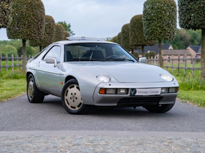 Porsche 928  de 1977