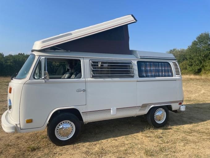 Volkswagen Combi T2B Campmobile de 1973