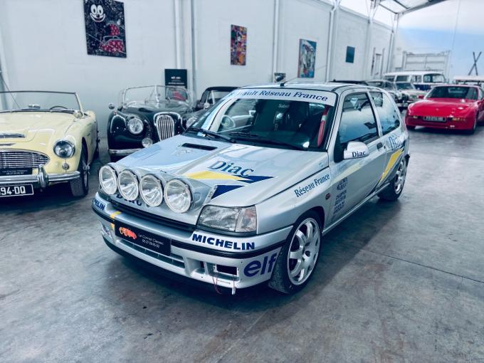 Renault Clio 16s GrA 2.0 Williams de 1992
