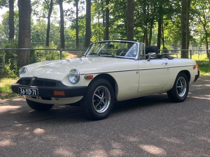 MG B  de 1977