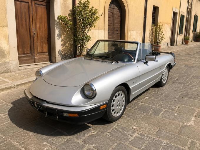 Alfa Roméo Spider 2.0 de 1987