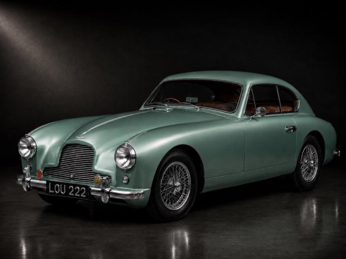 Aston Martin DB DB2 /4 Sports Saloon  de 1952