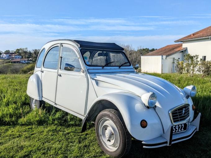 Citroen 2 CV 6 spécial de 1990