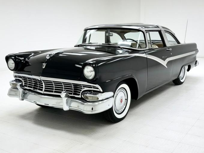 Ford Fairlane Crown Victoria 2 Door Hardtop de 1956