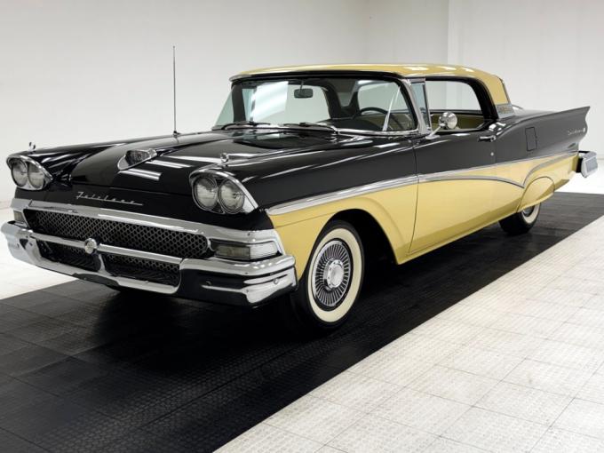 Ford Fairlane 500 Skyliner de 1958