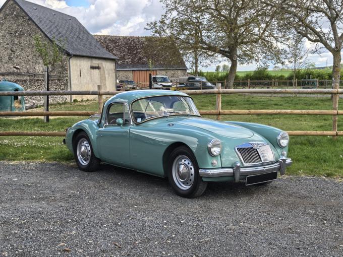 MG A 1500 Coupé  de 1957