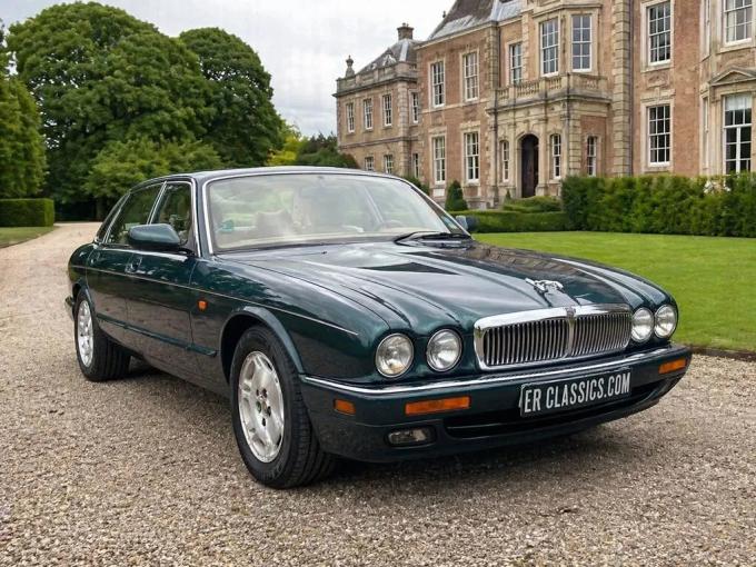 Jaguar Série - XJ 6 4.0 X300 de 1995