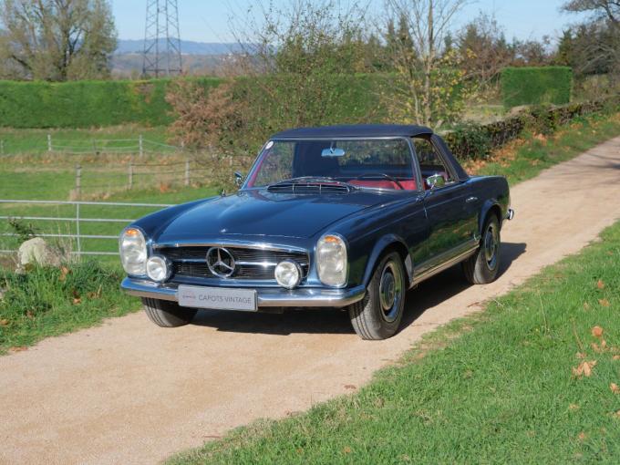 Mercedes-Benz SL 250 SL PAGODE de 1967