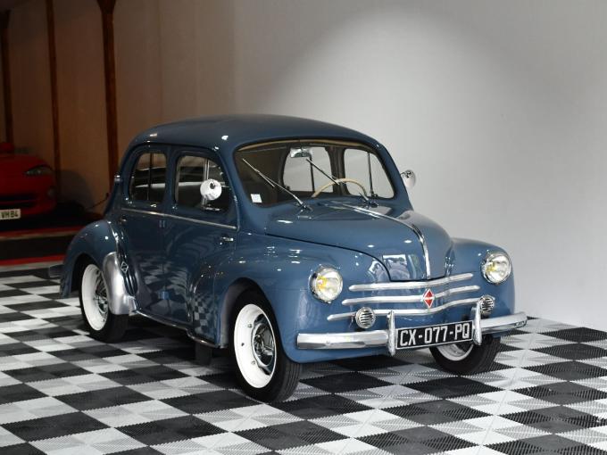 Renault 4 CV SPORT de 1956