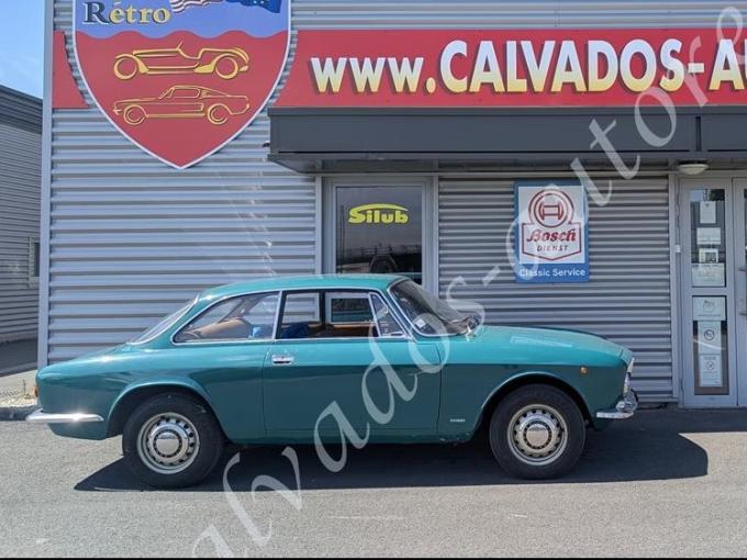 Alfa Roméo Giulia GT 1300 Junior  de 1972