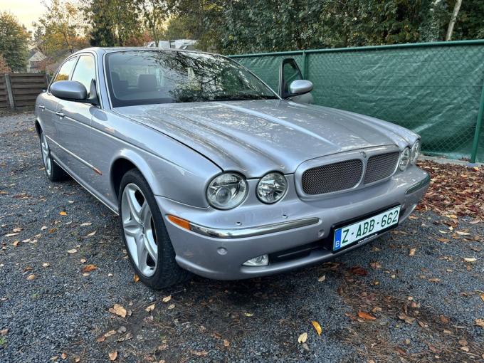 Jaguar Série - XJ 8 de 2004
