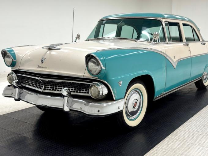 Ford Fairlane Town Sedan de 1955