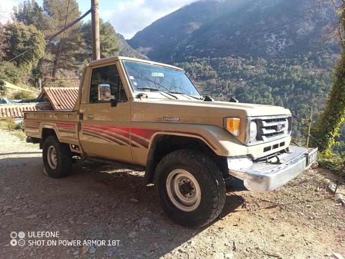 Toyota Land Cruiser fj 75 de 1985