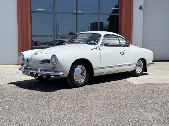 Volkswagen Karmann Ghia Coup&eacute; de 1963