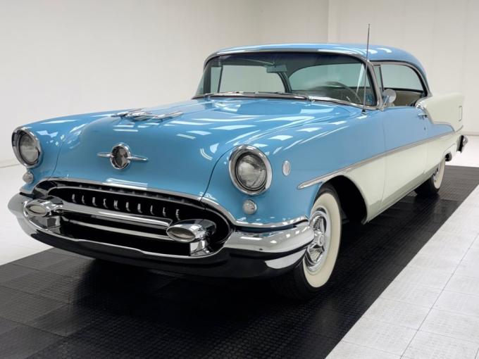 Oldsmobile 88 Super Holiday 2 Door Coupé Hardtop de 1955
