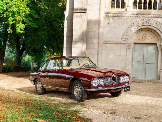Alfa Roméo 2600 Sprint  de 1964