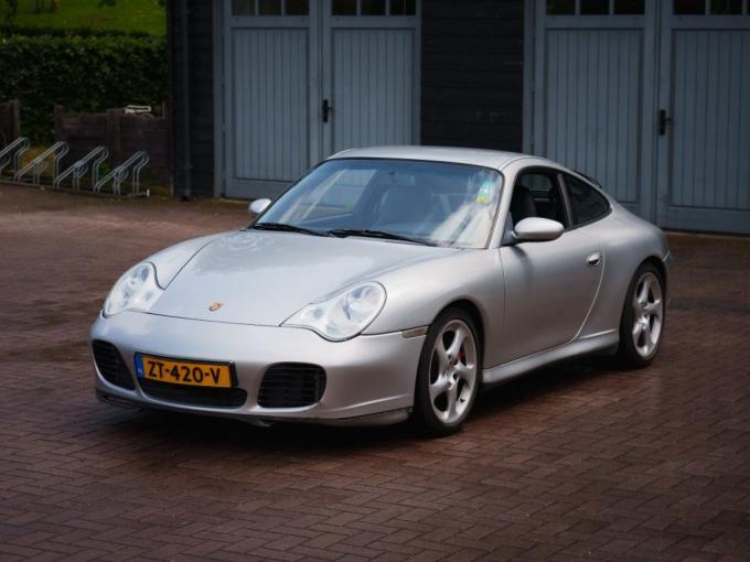 Porsche 996 CARRERA 4S  de 2004