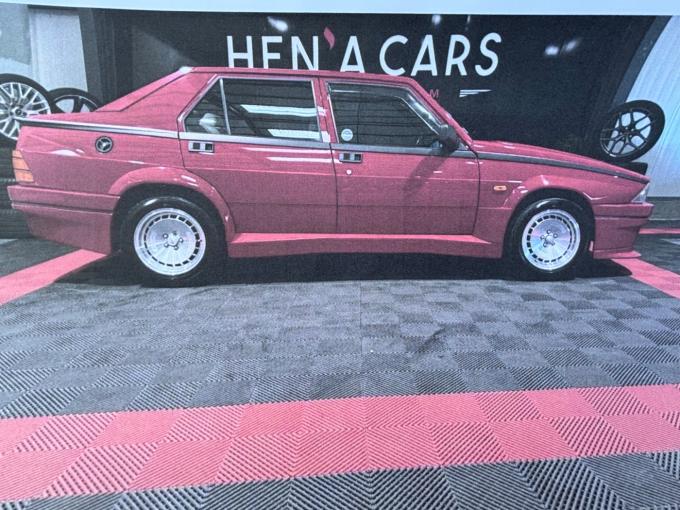 Alfa Roméo 75 Turbo Evoluzione de 1987