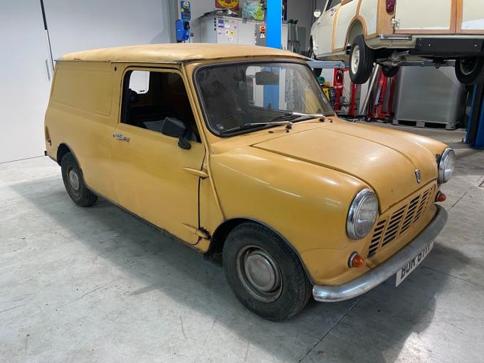Mini Van 850 Austin de 1978