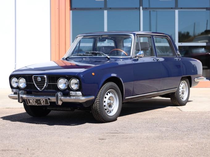 Alfa Roméo 2000 Berlina de 1971