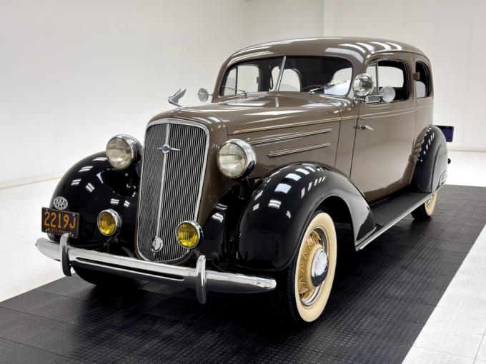 Chevrolet Master Deluxe 2 Door Town Sedan de 1935
