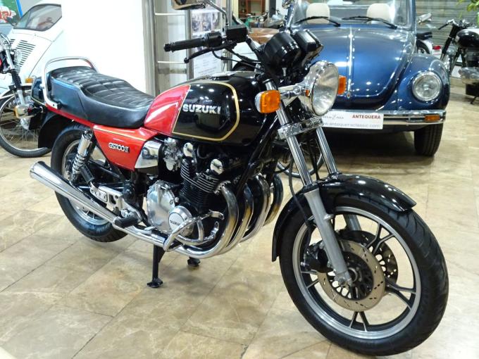 Moto Suzuki GS 1100G de 1984
