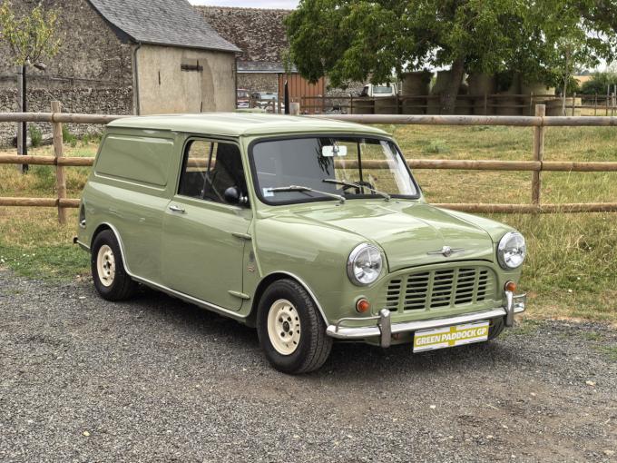 Mini Van Morris de 1977