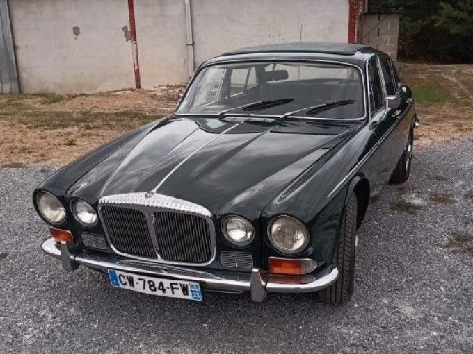 Jaguar Série - XJ 6 Version daimler de 1973