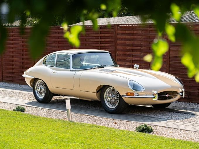 Jaguar Type E 4.2 Coupé S1 de 1966