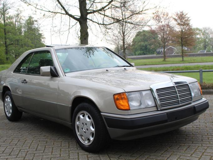 Mercedes-Benz CE 230 de 1991