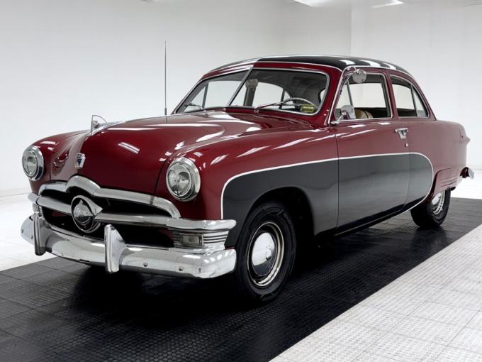Ford Tudor Sedan de 1950