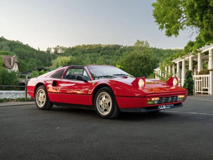 Ferrari 328 GTS de 1989