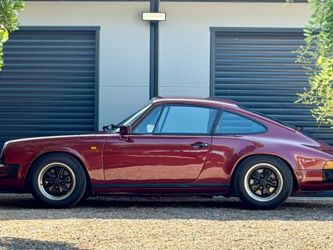 Porsche 911 3.2 SONAUTO REFECTION  MOTEUR BV SELLERIE PEINTURE de 1985